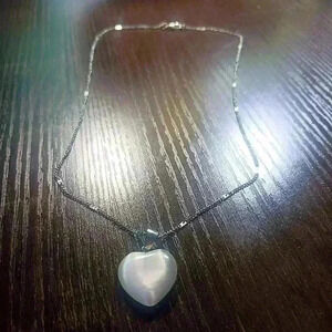White heart necklace
